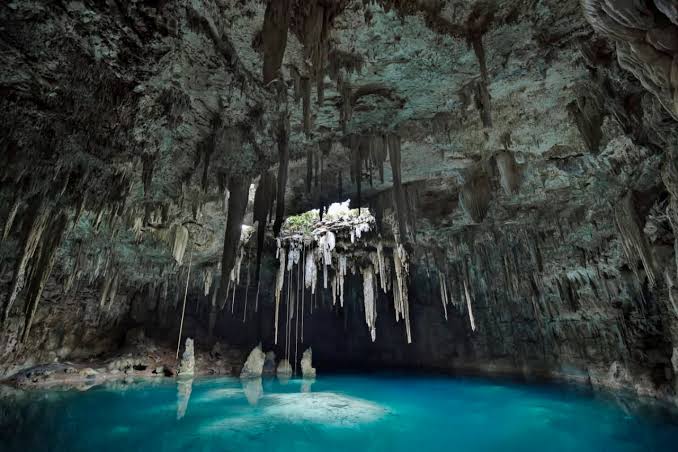 Cenote Xcanahaltún en Temozón, Yucatán